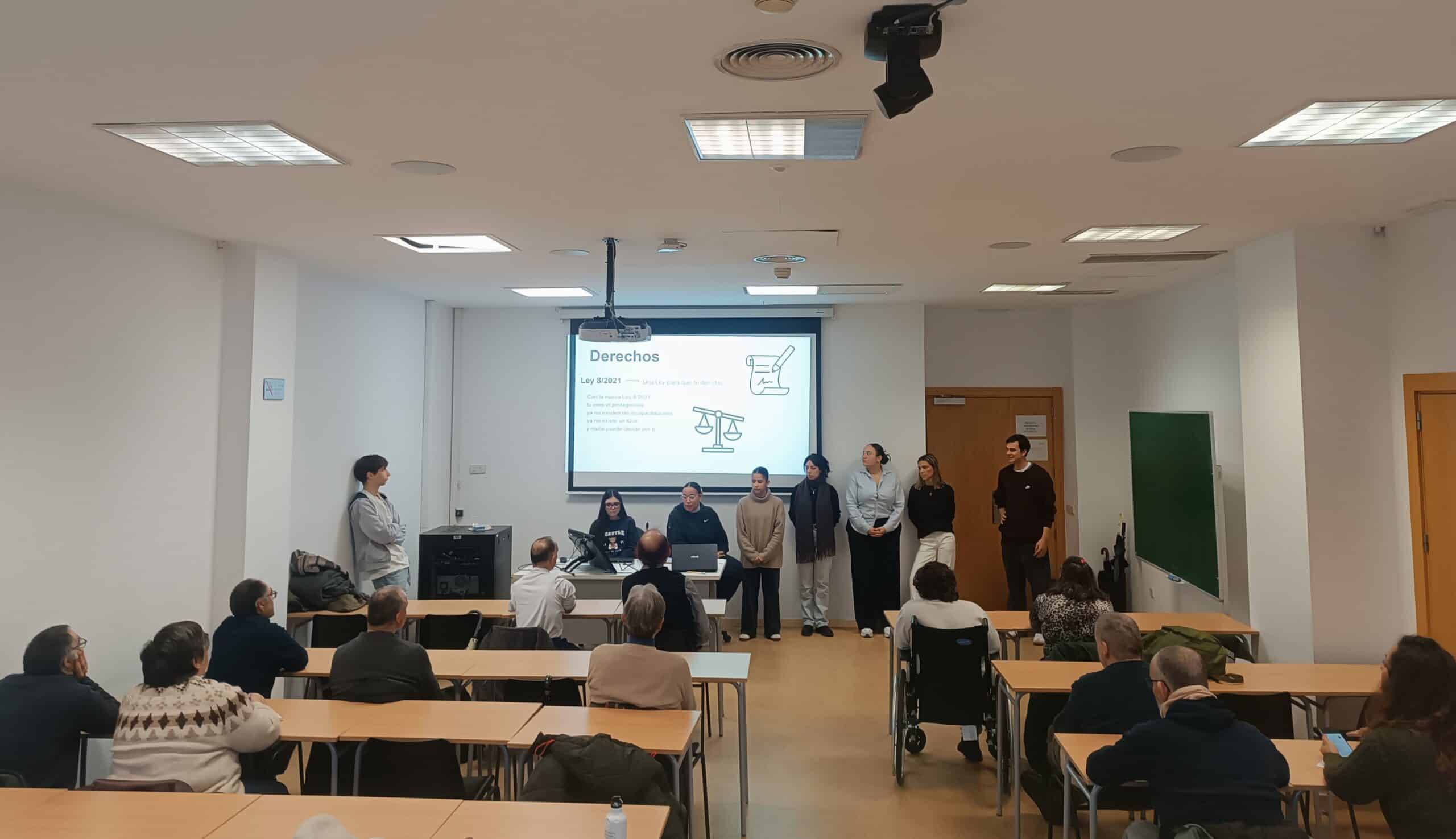 Liber acerca los derechos de las personas con discapacidad a la URJC con la jornada “De tú a tú: Conectado”